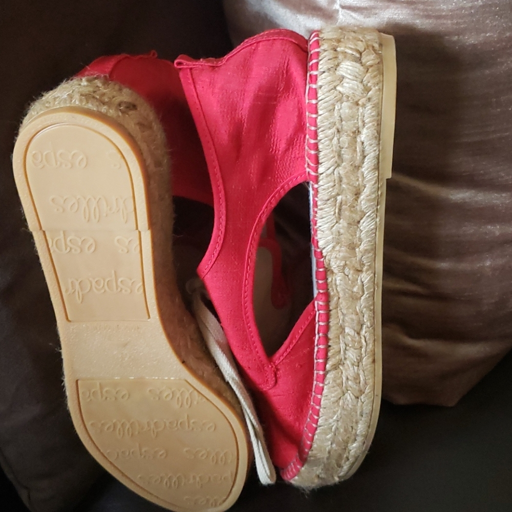 Shoes - Picture 3 of 3